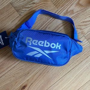 ✨NEW✨ NWT Reebok Fanny Pack